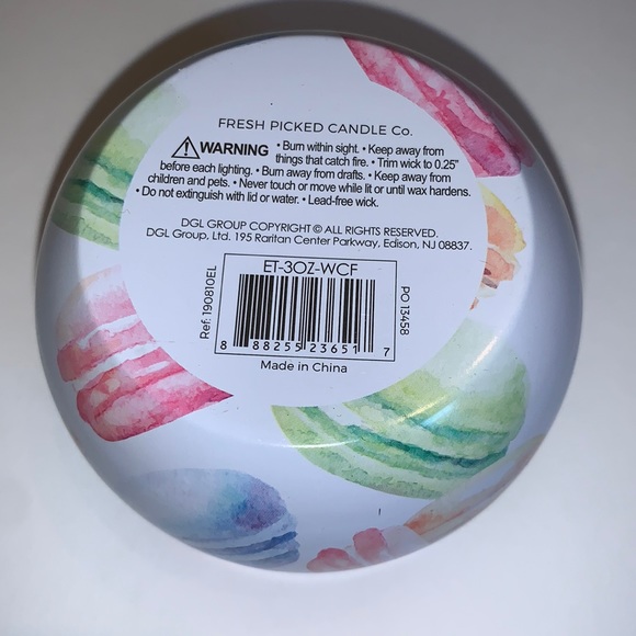 Macaroons Soy Candle w Decorative Tin Fresh Picked - Picture 3 of 9